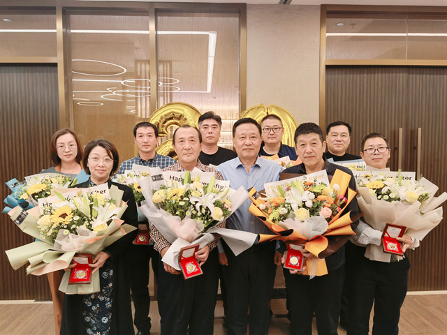 冰球突破-冰球电游豪华版_MG冰球游戏