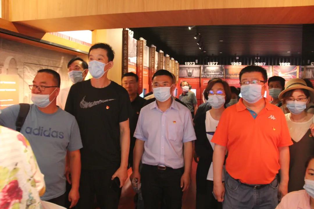 冰球突破-冰球电游豪华版_MG冰球游戏